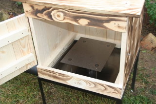 Wędzarnia ogrodowa drewniana - 50 x 50 x 60 cm - opalana - bez paleniska - ZESTAW