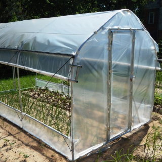 Tunel foliowy ogrodowy z wentylacją boczną - 4,0 x 6,25 m