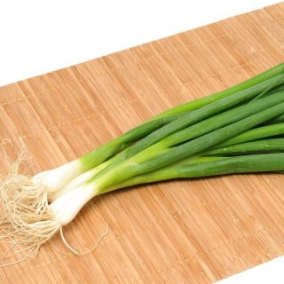 Cebula siedmiolatka Long White Ishikura - zielona