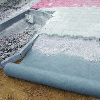 Geowłóknina szara - do ściółkowania -  2,00 x 30,00 m